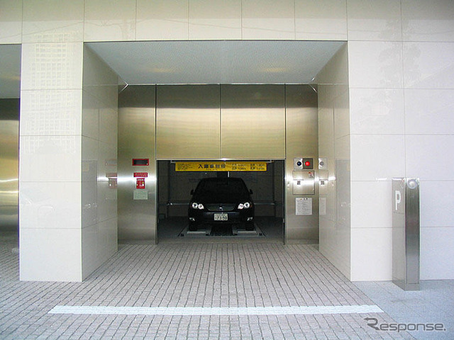 車庫付きはあたりまえ、こんどはクルマ付き…品川ビュロー