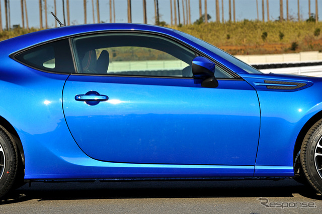 スバル BRZ