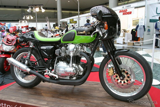 【東京モーターサイクルショー04】写真蔵…カワサキカスタム編
