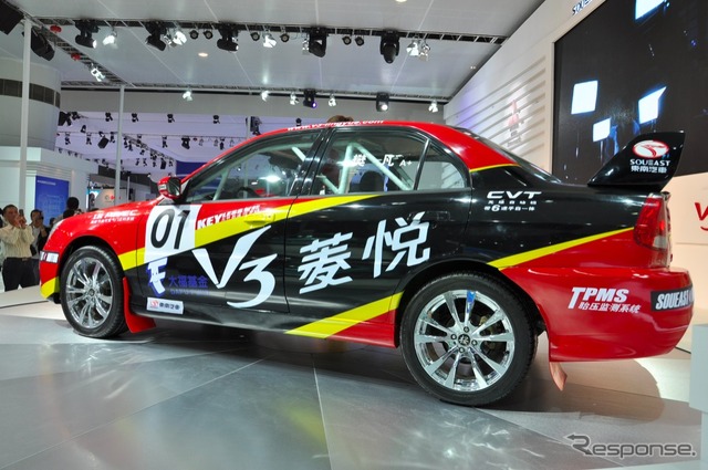 東南汽車 V3 APRC(広州モーターショー11)