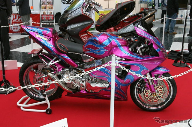 【東京モーターサイクルショー04】写真蔵…ホンダカスタム編