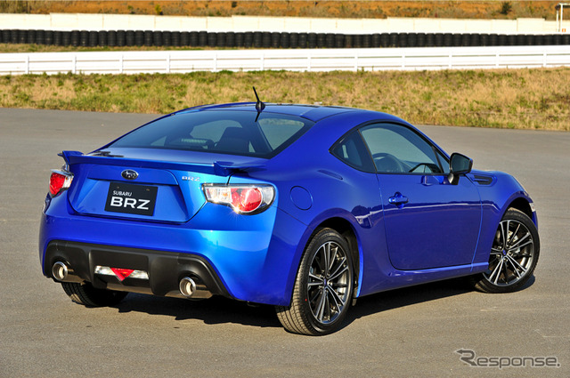 スバルBRZ