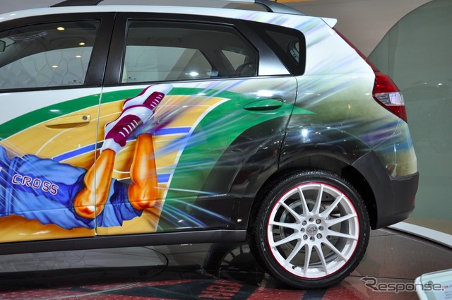 東風汽車 風神H30クロス(広州モーターショー11)