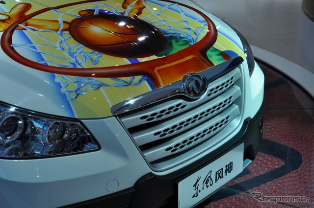 東風汽車 風神H30クロス(広州モーターショー11)