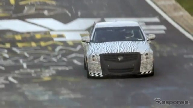 ドイツ・ニュルブルクリンク北コースで開発テストを行うキャデラックATSのプロトタイプ(動画キャプチャー)