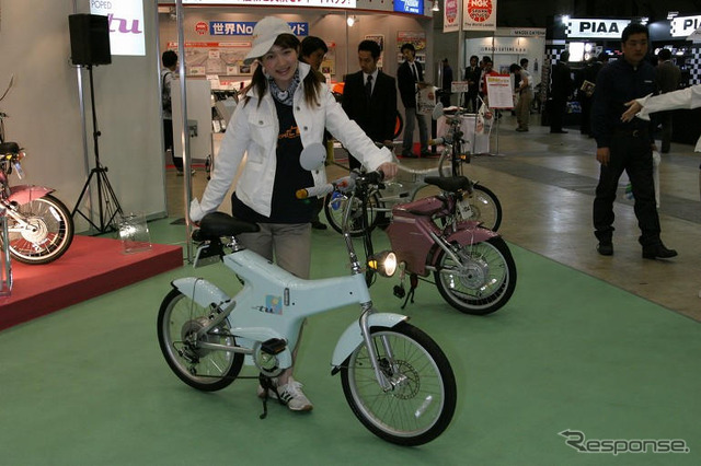 【東京モーターサイクルショー04】写真蔵…タカラ『tu』
