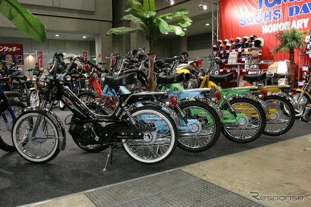【東京モーターサイクルショー04】写真蔵…なんやかんやと