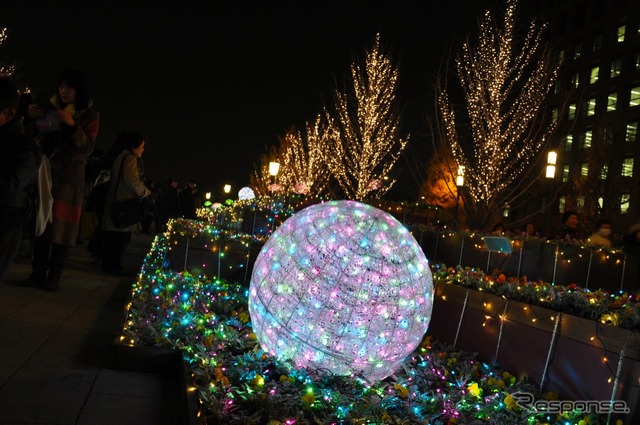 光都市東京・LIGHTOPIA2011のようす