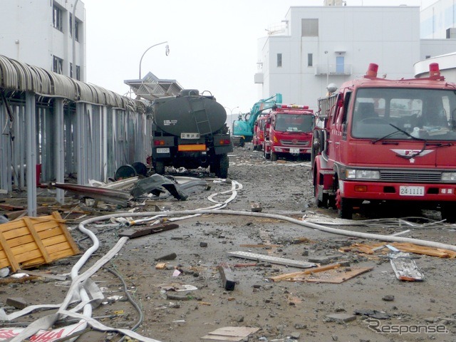 福島第一原発（2011年3月16日）