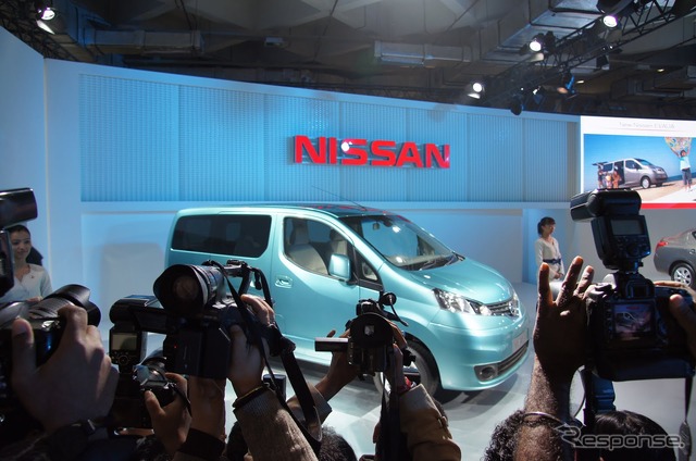 日産NV200/EVALIA(デリーモーターショー12)