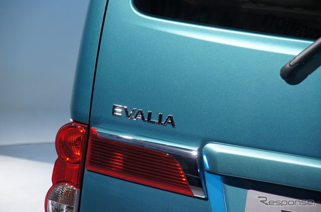 日産NV200/EVALIA(デリーモーターショー12)