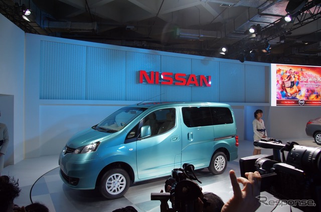 日産NV200/EVALIA(デリーモーターショー12)