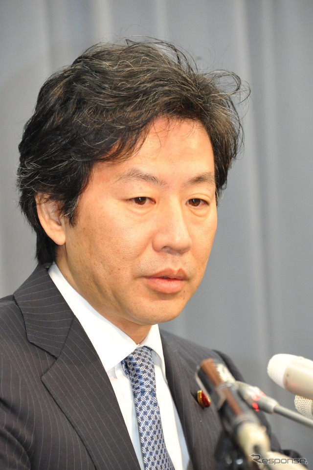 安住淳財務相(6日・財務省)
