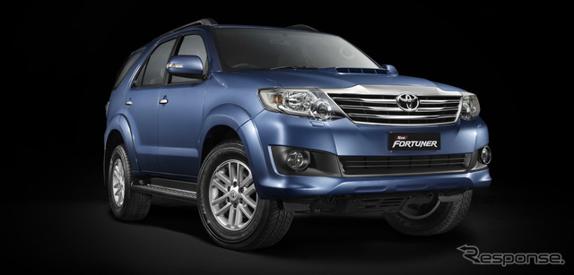 大幅改良を受けたトヨタの新興国向けSUV、フォーチュナー(デリーモーターショー12)