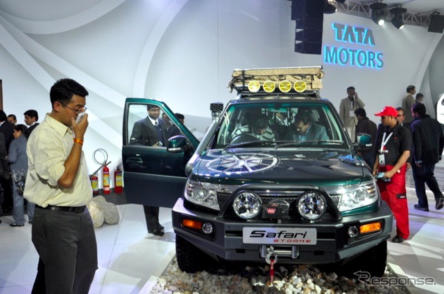 タタモーターズのSUV、サファリSTORME(デリーモーターショー12)