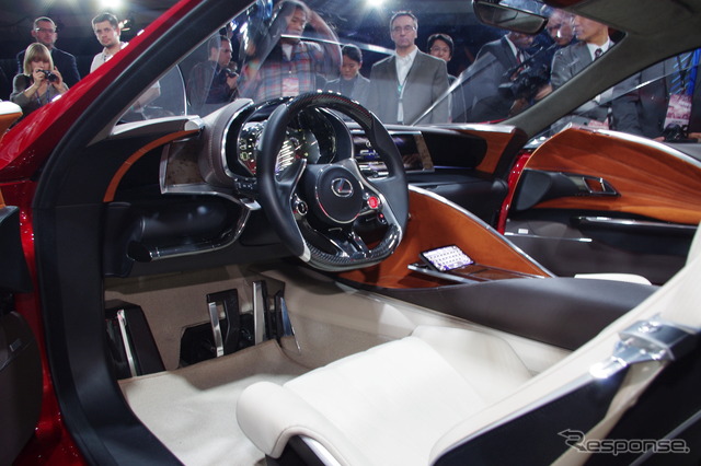 レクサスのデザインの方向性を示唆したコンセプトカー LF-LC(デトロイトモーターショー12)