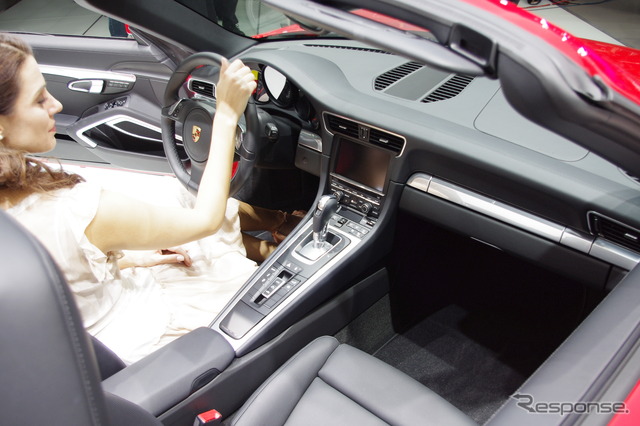 ポルシェ911カブリオレ(デトロイトモーターショー12)