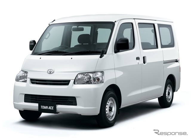 トヨタ・タウンエース。ライトエースとともにダイハツからのOEM供給。インドネシア工場製。