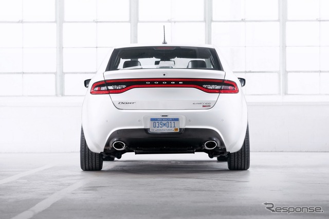 アルファロメオ ジュリエッタの車台がベースのダッジ ダート(デトロイトモーターショー12)