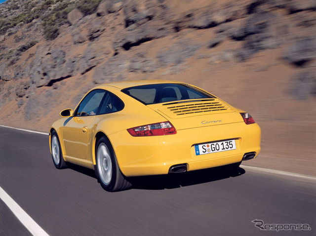 【写真蔵】新型ポルシェ911タイプ997…目が?