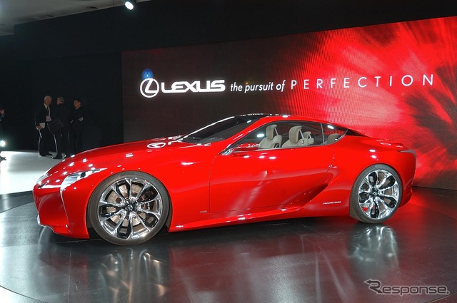 レクサスのハイブリッドスポーツクーペコンセプトカー、LF-LC(デトロイトモーターショー12)