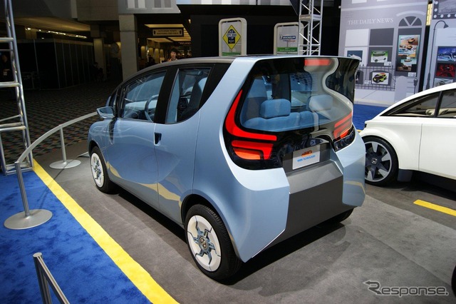 タタのEVコンセプトカー、eMO(デトロイトモーターショー12)