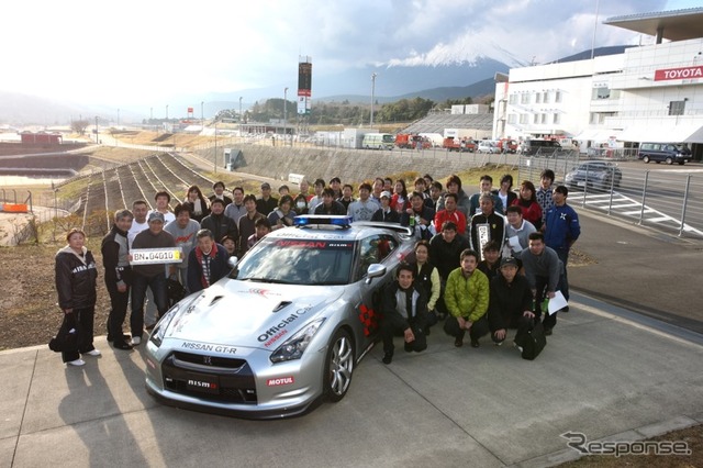 GT-R のドライビングレッスン…開発ドライバー鈴木利男氏が講師　3月5日
