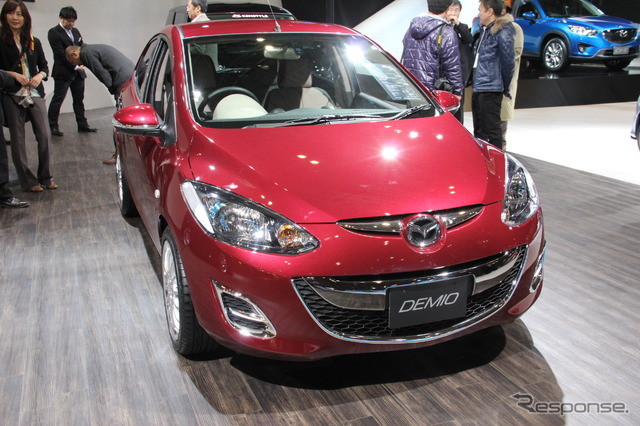 マツダ・デミオ13-SKYACTIV-2012(東京オートサロン12)