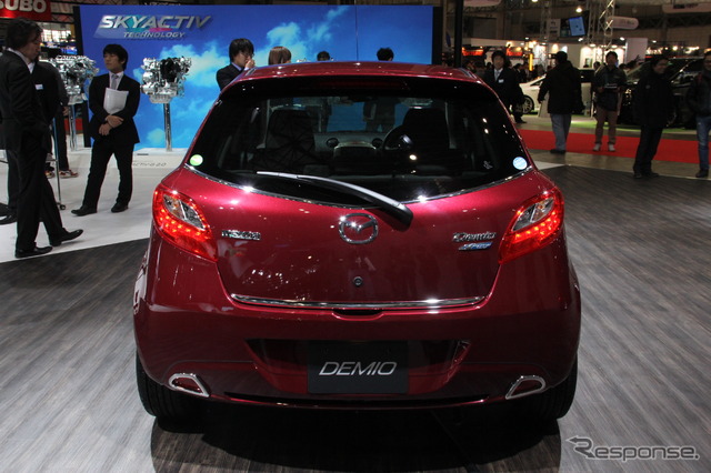 マツダ・デミオ13-SKYACTIV-2012(東京オートサロン12)