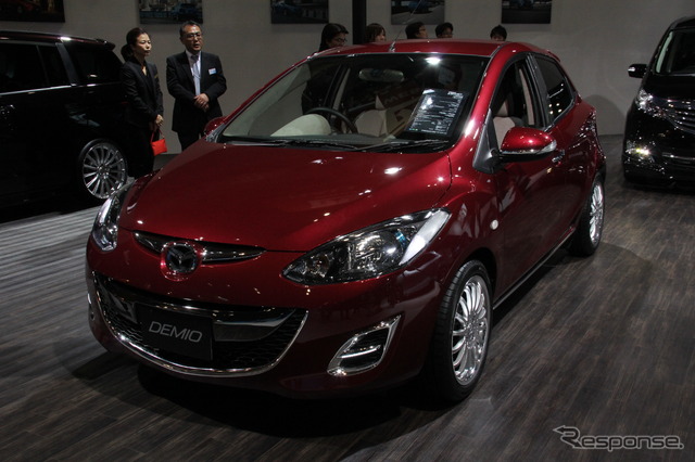 マツダ・デミオ13-SKYACTIV-2012(東京オートサロン12)