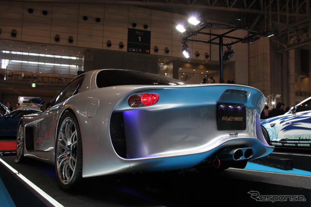 RE雨宮によるRX-7集大成モデル(東京オートサロン12)