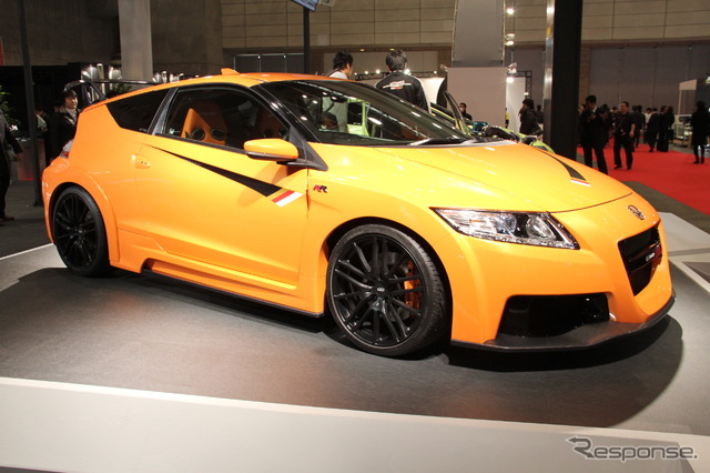 無限Honda CR-Z MUGEN RR ConceptとHonda CR-Z MUGEN RR Concept Pre Production MODEL(東京オートサロン12)