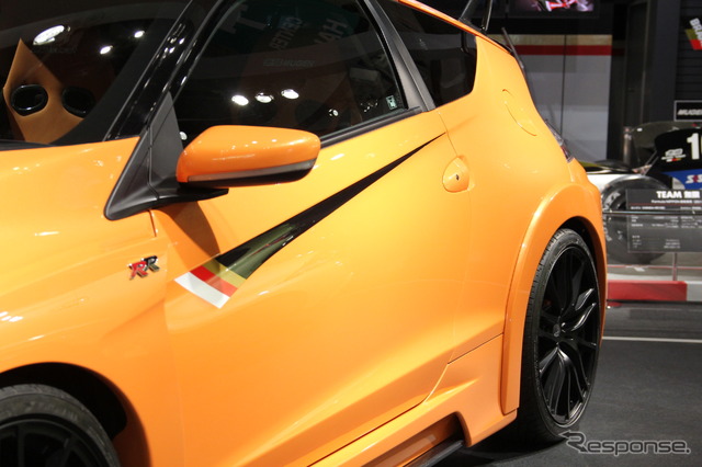 無限Honda CR-Z MUGEN RR ConceptとHonda CR-Z MUGEN RR Concept Pre Production MODEL(東京オートサロン12)