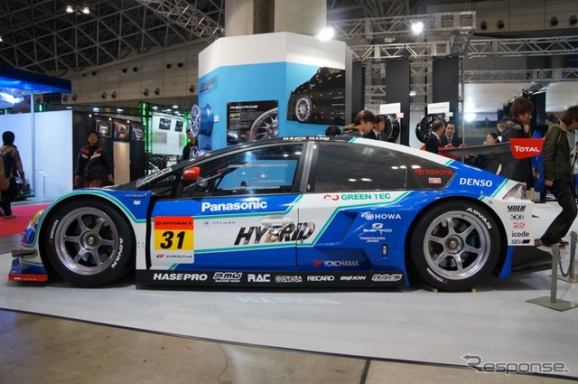 SUPER GT参戦車両、トヨタ・プリウスGT300（東京オートサロン12）