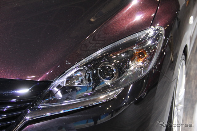 マツダ・プレマシー20S Prestige Style-2012(東京オートサロン12)