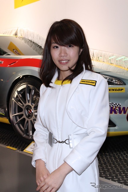ダンロップ・コンパニオン(東京オートサロン12)