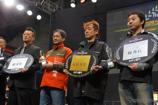 東京国際カスタムカーコンテスト(東京オートサロン12)、セダン部門の最優秀賞、尾林ファクトリー/エリア043・2TOP/カーサービスHIRO『SLインプレッサ』