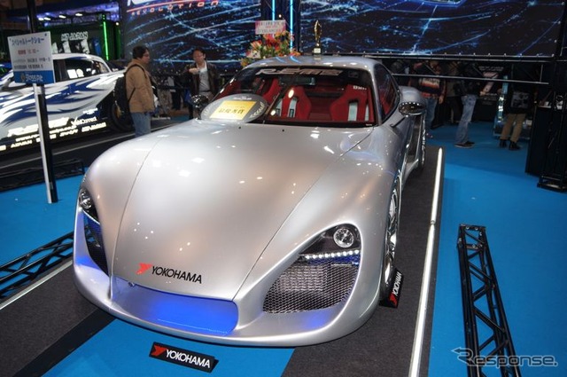 RE雨宮による RX-7 集大成の最終コンプリート車「雨宮 NA Super-7」(東京オートサロン12)