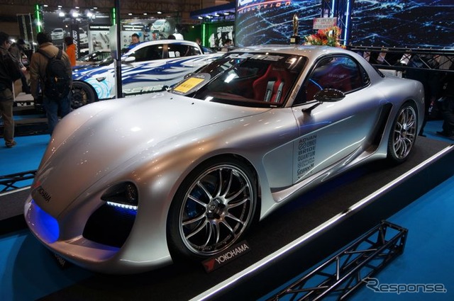 RE雨宮による RX-7 集大成の最終コンプリート車「雨宮 NA Super-7」(東京オートサロン12)