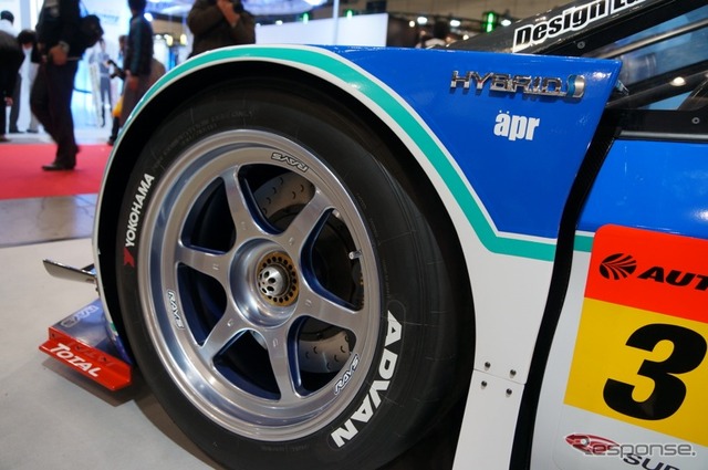 SUPER GT参戦車両、トヨタ・プリウスGT300(東京オートサロン)