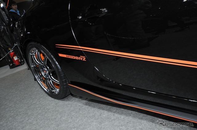 スバルBRZ PROVA Black Edition(東京オートサロン12)