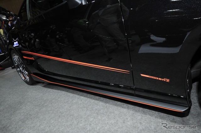 スバルBRZ PROVA Black Edition(東京オートサロン12)
