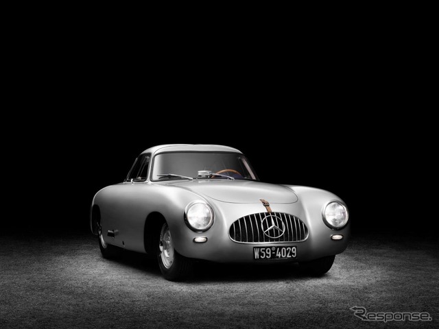 フルレストアされて披露された1952年式メルセデスベンツ300SL(デトロイトモーターショー12)