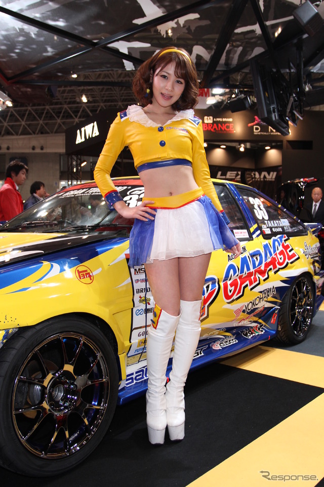Up Garageコンパニオン(東京オートサロン12)
