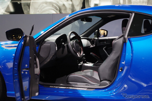 スバルBRZ(デトロイトモーターショー12)