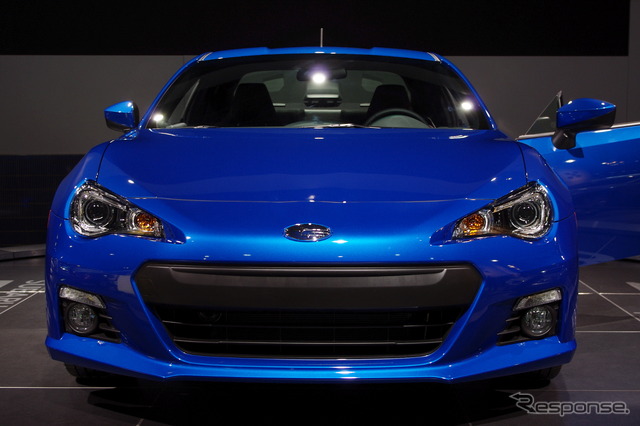 スバルBRZ(デトロイトモーターショー12)