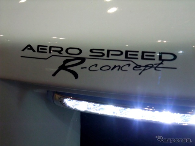 ブリッツCT200h（東京オートサロン12）