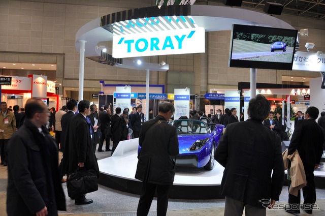 東レブース(オートモーティブワールド12)
