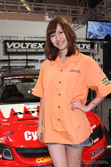VOLTEXコンパニオン(東京オートサロン12)