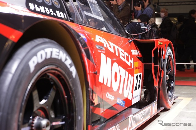 日産GT-R(東京オートサロン12)